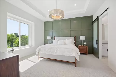 Bedroom - 2127 NW Killarney Ln, Lees Summit, MO 64081 photo 1 of 7