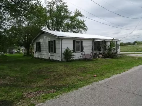 510 N West St, Butler, MO 64730