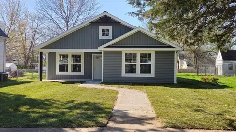 315 W Cornhill St, Cameron, MO 64429