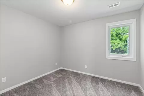 Bedroom - 315 W Cornhill St, Cameron, MO 64429 photo 3 of 7