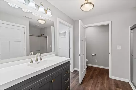 Bath - 315 W Cornhill St, Cameron, MO 64429 photo 1 of 2