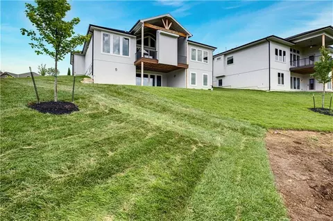 Exterior - 24933 W 98th Pl, Lenexa, KS 66227 photo 6 of 6