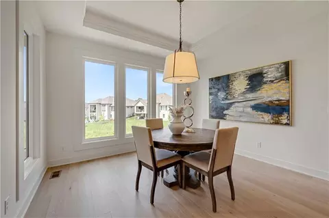 Dining - 24933 W 98th Pl, Lenexa, KS 66227 photo 1 of 3