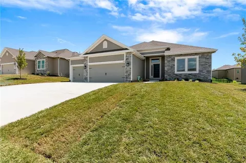 9427 N Belton Ave, Kansas City, MO 64154