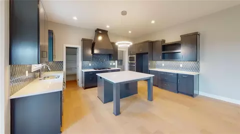 17144 W 164th Ter, Olathe, KS 66062