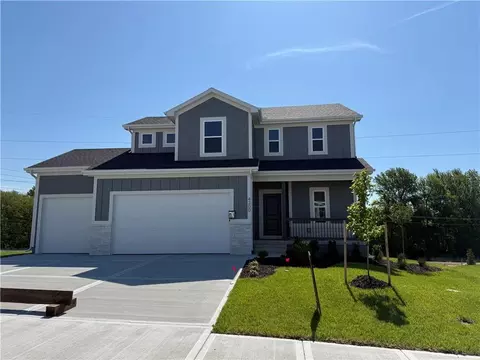 4300 SE Adams Dr, Blue Springs, MO 64014