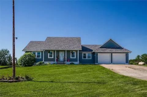 2511 NE County Road 13514, Adrian, MO 64720