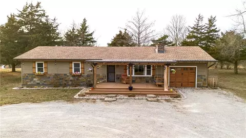 1440 S 145 Rd, El Dorado Springs, MO 64744