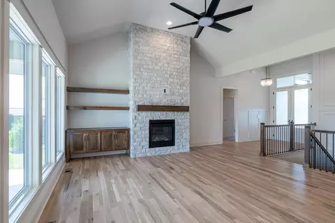 Living - 24915 W 112th St, Olathe, KS 66061 photo 3 of 6