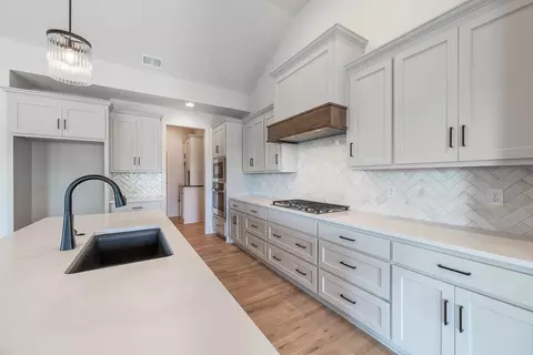 Kitchen - 24915 W 112th St, Olathe, KS 66061 photo 2 of 4