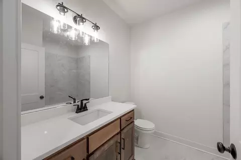 Bath - 24915 W 112th St, Olathe, KS 66061 photo 6 of 9