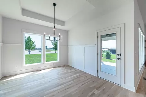 Dining - 24915 W 112th St, Olathe, KS 66061 photo 2 of 2