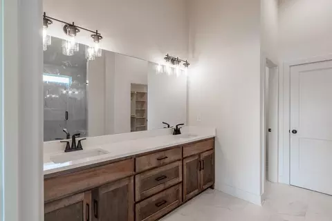 Bath - 24915 W 112th St, Olathe, KS 66061 photo 1 of 9