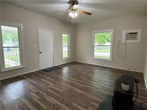 Living - 301 E 6th Ave, Caney, KS 67333 photo 4 of 5
