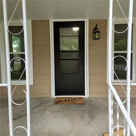 Exterior - 301 E 6th Ave, Caney, KS 67333 photo 3 of 4