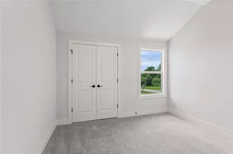 Bedroom - 20702 Emerald St, Spring Hill, KS 66083 photo 4 of 8