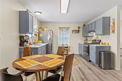 Kitchen - 9101 E 55th St, Raytown, MO 64133 photo 1 of 4