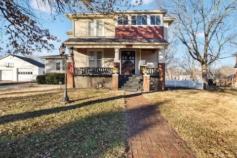 816 S Crawford St, Fort Scott, KS 66701