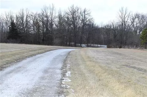 11503 State Route 2 Hwy, Freeman, MO 64746 photo 2