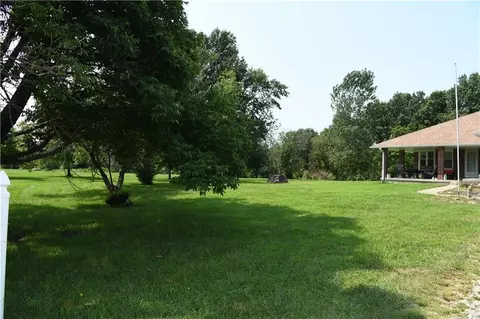 Exterior - 11503 State Route 2 Hwy, Freeman, MO 64746 photo 5 of 9