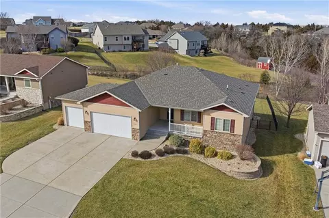 720 Leyden Ridge Cir, Manhattan, KS 66503