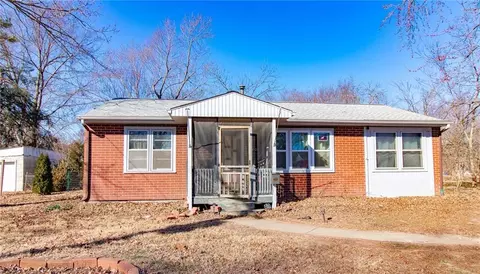 1406 S Market St, Holden, MO 64040
