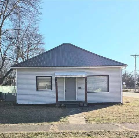 2530 Dirr Ave, Parsons, KS 67357