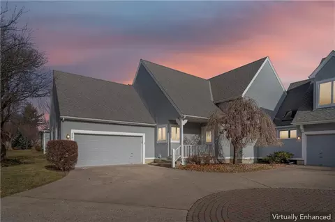 336 SW Raintree Dr, Lees Summit, MO 64082