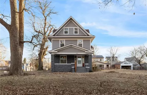 2961 Lockridge Ave, Kansas City, MO 64128