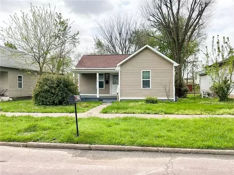 1216 E 4th St, Sedalia, MO 65301
