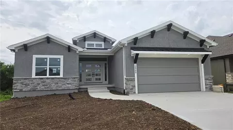16980 S Bradley Dr, Olathe, KS 66062