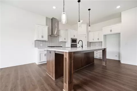Kitchen - 20677 Skyview Ln, Spring Hill, KS 66083 photo 1 of 6