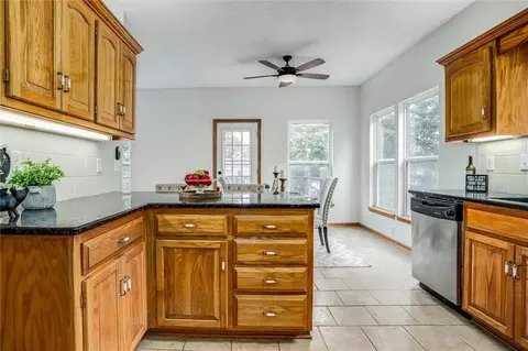 Kitchen - 728 S Kisner Dr, Independence, MO 64056 photo 2 of 4