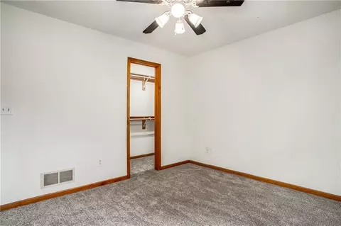 Bedroom - 728 S Kisner Dr, Independence, MO 64056 photo 5 of 6