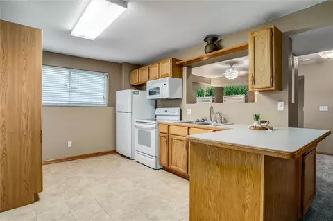 Kitchen - 728 S Kisner Dr, Independence, MO 64056 photo 4 of 4