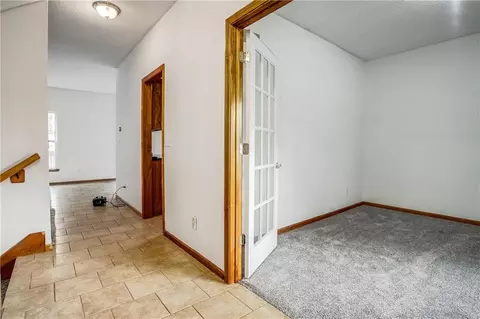 Entry Way - 728 S Kisner Dr, Independence, MO 64056 photo 1 of 1