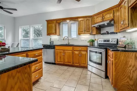 Kitchen - 728 S Kisner Dr, Independence, MO 64056 photo 1 of 4