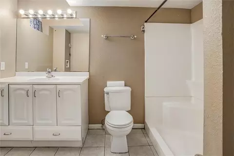 Bath - 728 S Kisner Dr, Independence, MO 64056 photo 4 of 4