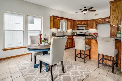Dining - 728 S Kisner Dr, Independence, MO 64056 photo 3 of 3