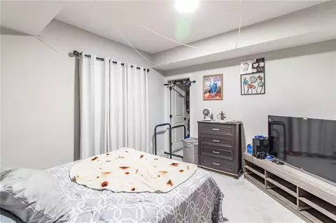 Bedroom - 520 SE David Rd, Lees Summit, MO 64082 photo 6 of 7