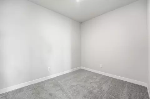 Bedroom - 27118 E Oak View Dr, Lees Summit, MO 64086 photo 5 of 5