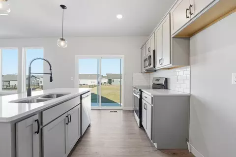 Kitchen - 27118 E Oak View Dr, Lees Summit, MO 64086 photo 2 of 3