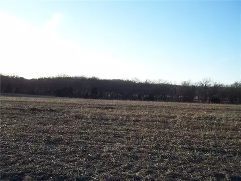 lot2 Jameson Rd, Oak Grove, MO 64075
