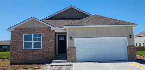 10293 Sorano Dr, Peculiar, MO 64078