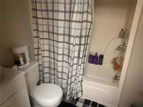 Bath - 10906 E Truman Rd, Independence, MO 64052 photo 9 of 12