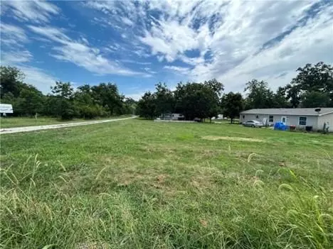 14 18 Cedar Dr, Linn Valley, KS 66040