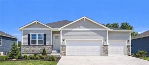 17809 Houston St, Gardner, KS 66030