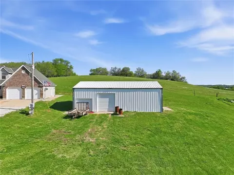 Exterior - 11302 E 343rd St, Drexel, MO 64742 photo 6 of 6