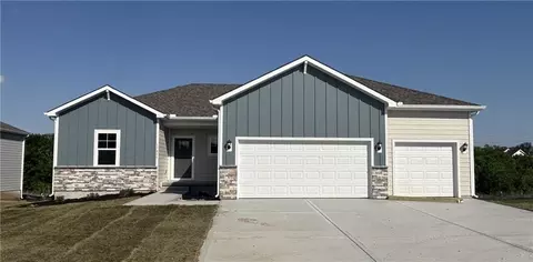 17815 Houston St, Gardner, KS 66030