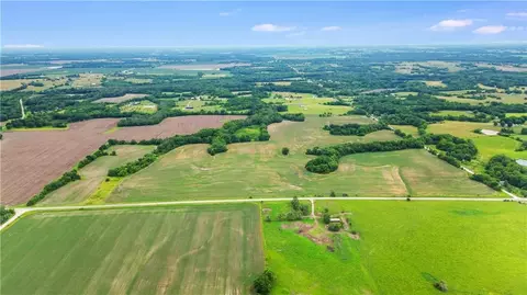 3 Missouri 2, Garden City, MO 64747